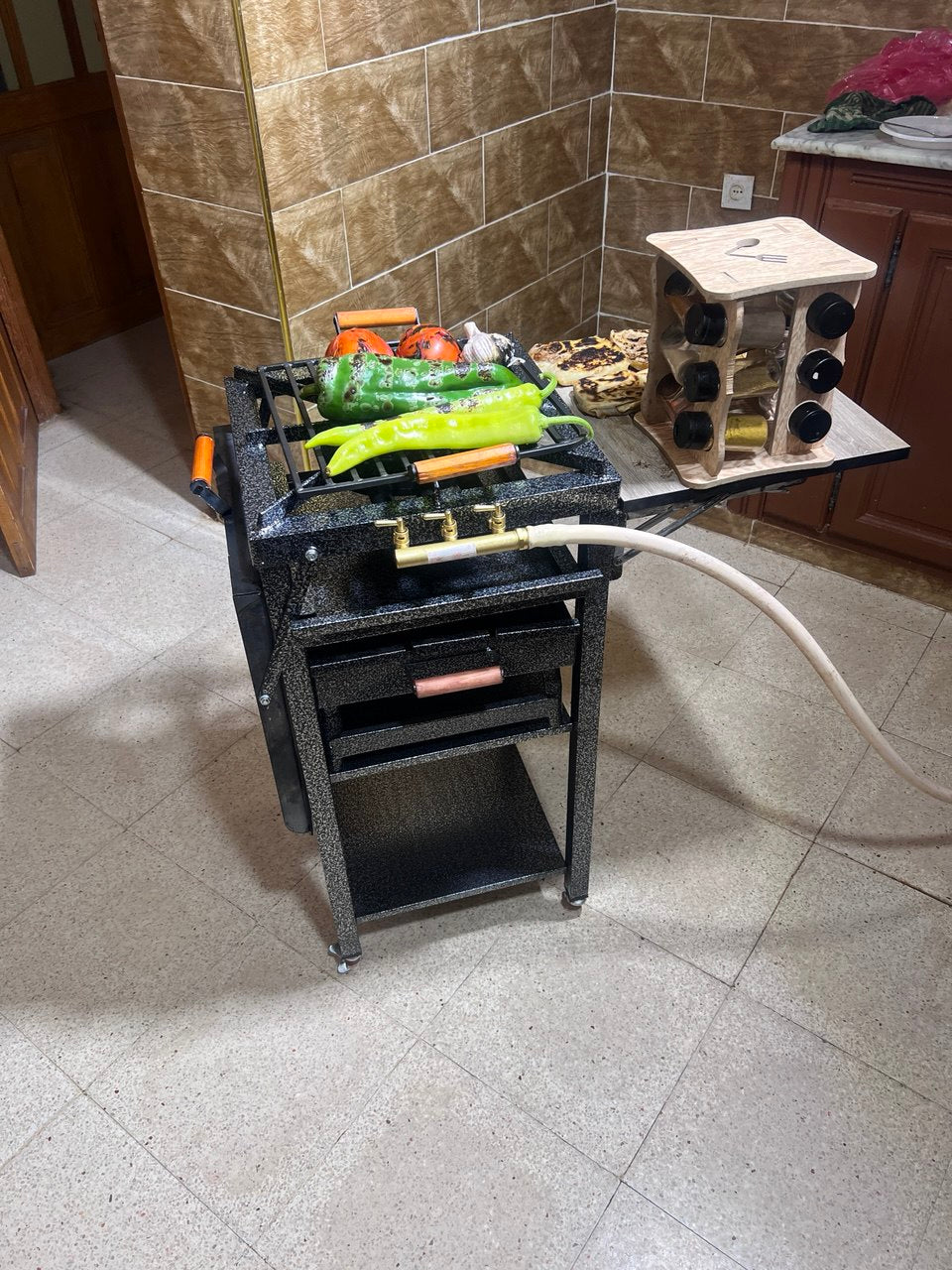 بسعر 15000 دج (مليون و خمسميا)  مع توصيل مجاني لباب دارك باك رمضان 2025… الرفيق المثالي لكلّ مرأة تحبّ التنظيم والراحة! ✨ الكمية محدودة سارع بالطلب Écrire