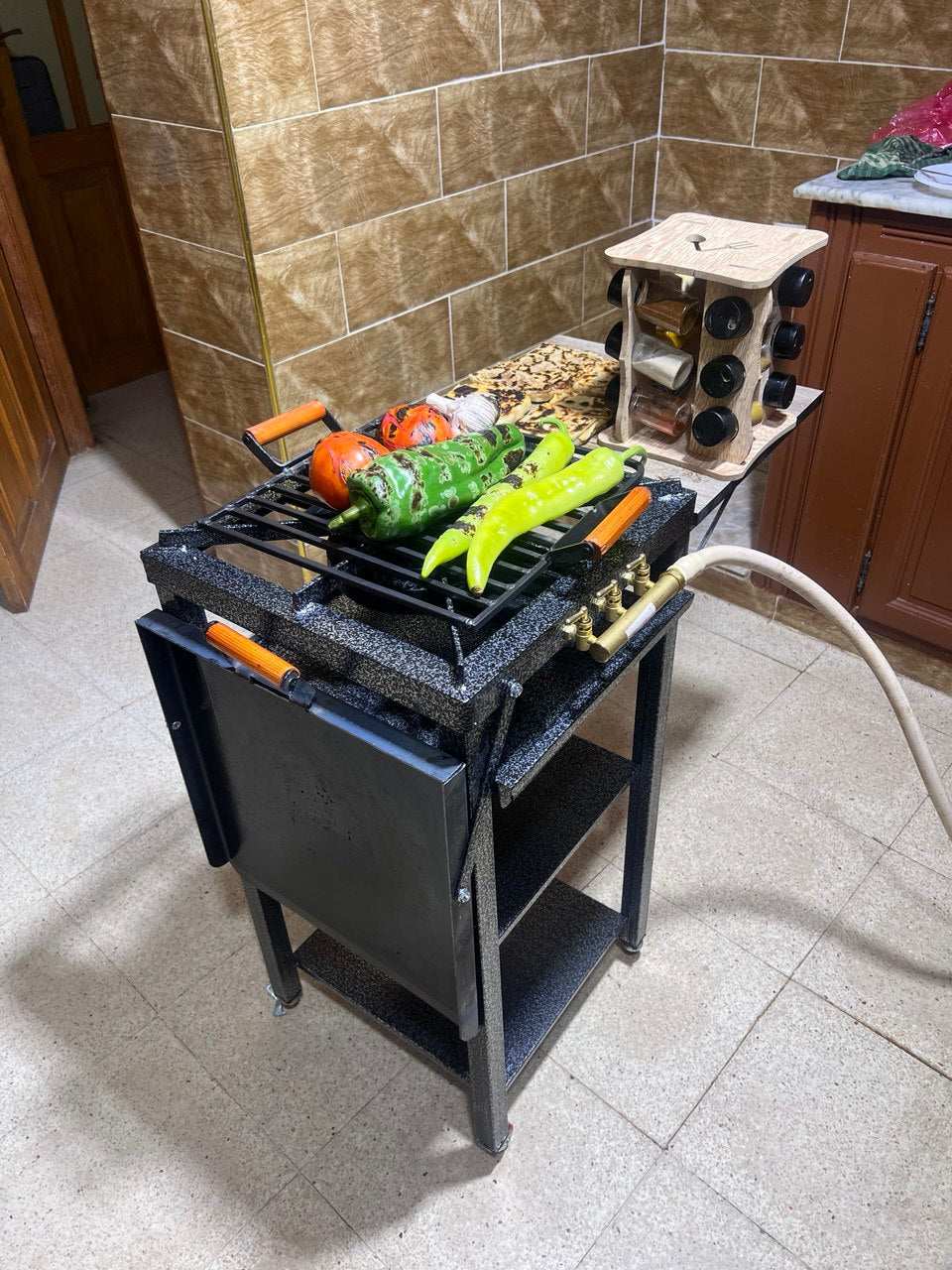 بسعر 15000 دج (مليون و خمسميا)  مع توصيل مجاني لباب دارك باك رمضان 2025… الرفيق المثالي لكلّ مرأة تحبّ التنظيم والراحة! ✨ الكمية محدودة سارع بالطلب Écrire